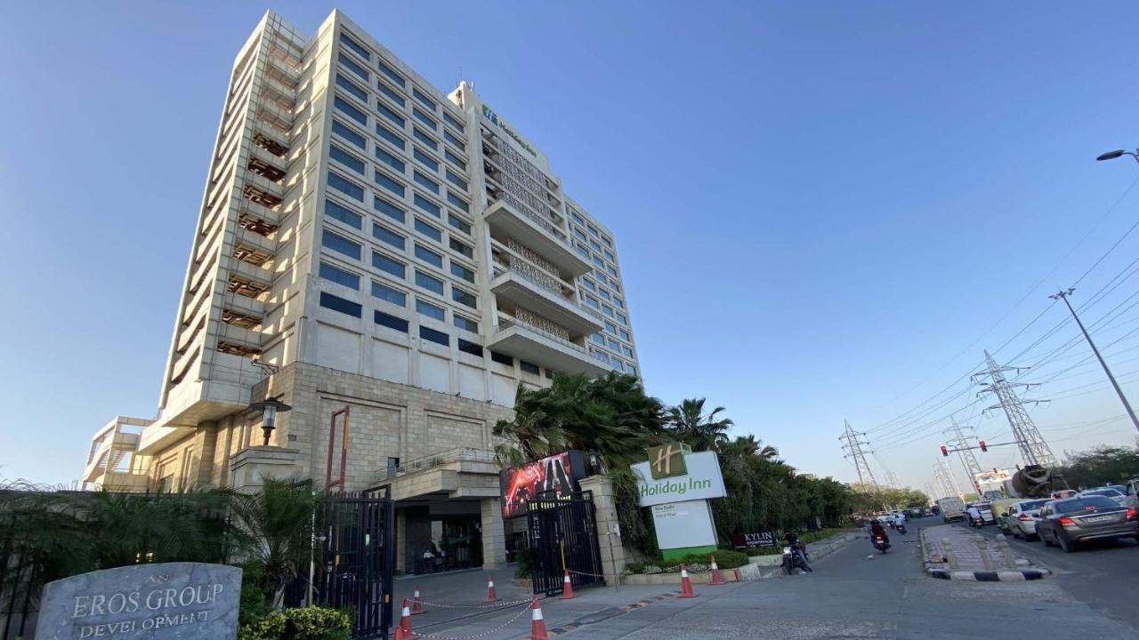 Holiday Inn New Delhi Mayur Vihar Noida By Ihg Exteriör bild The Green Square