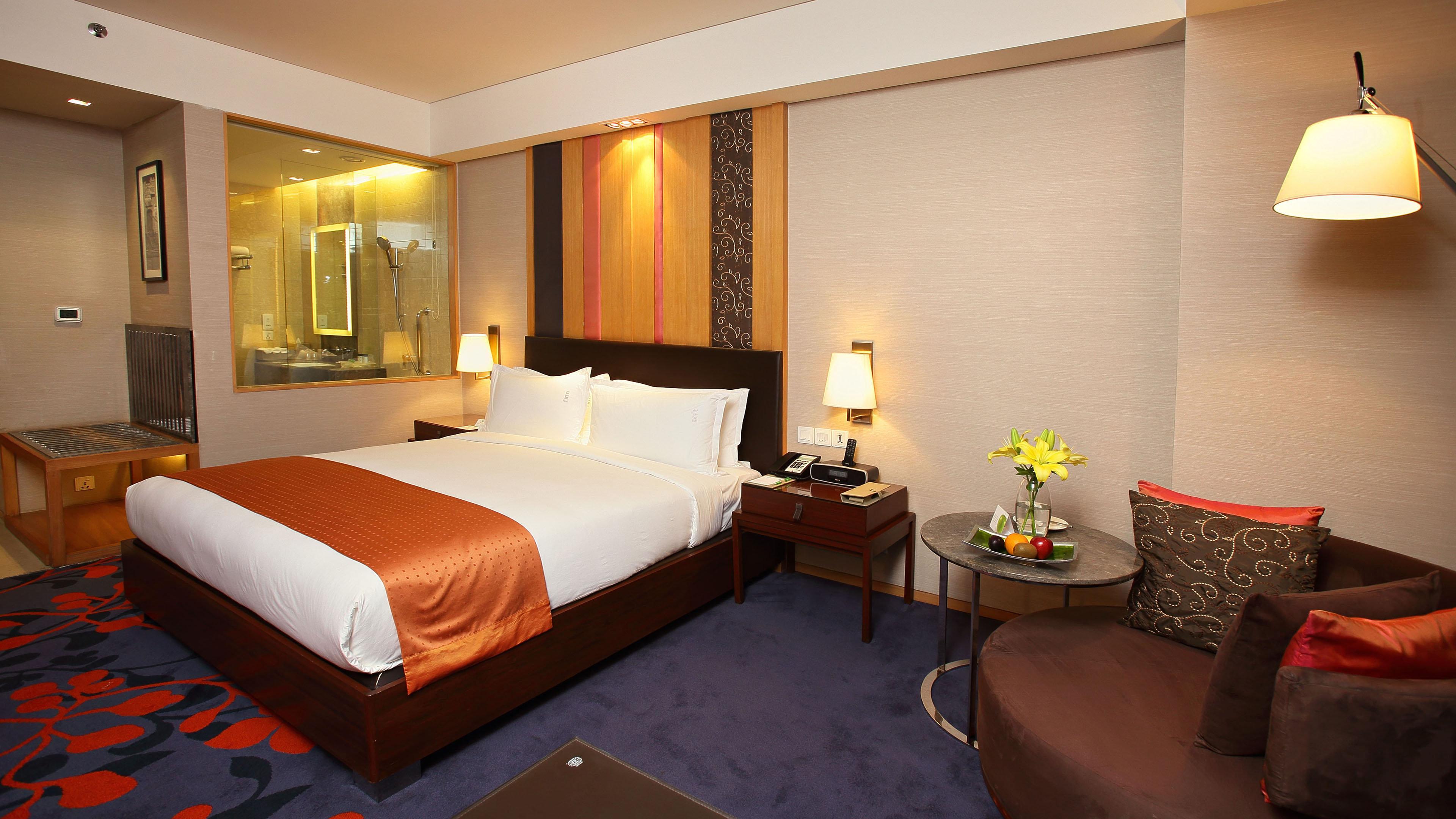 Holiday Inn New Delhi Mayur Vihar Noida By Ihg Exteriör bild A room at the hotel